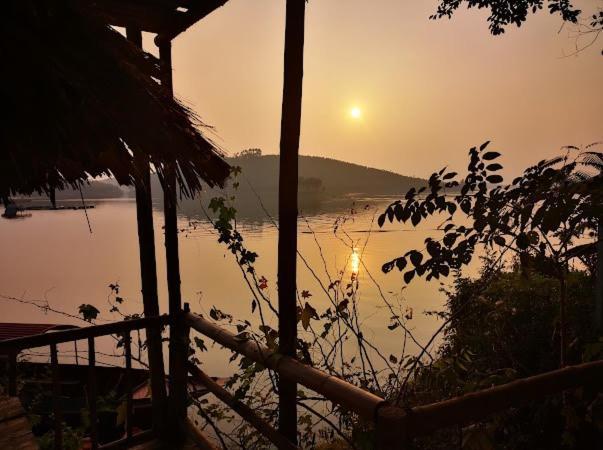 Lavievulinh Ecolodge Vũ Linh エクステリア 写真